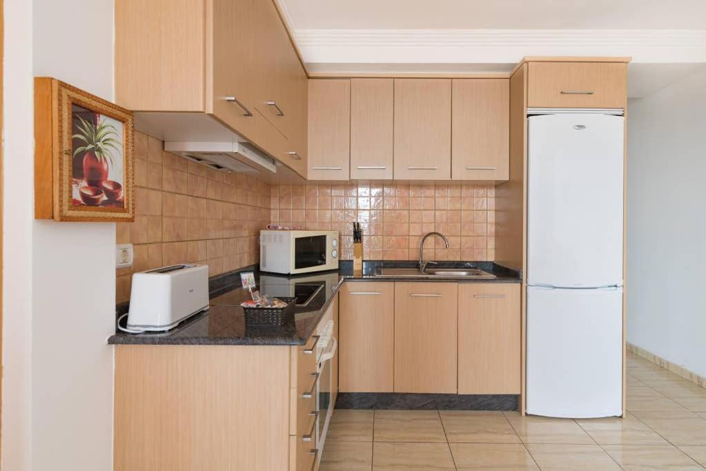 2B Apartamento Atlantico Apartment Vecindario  Exterior foto